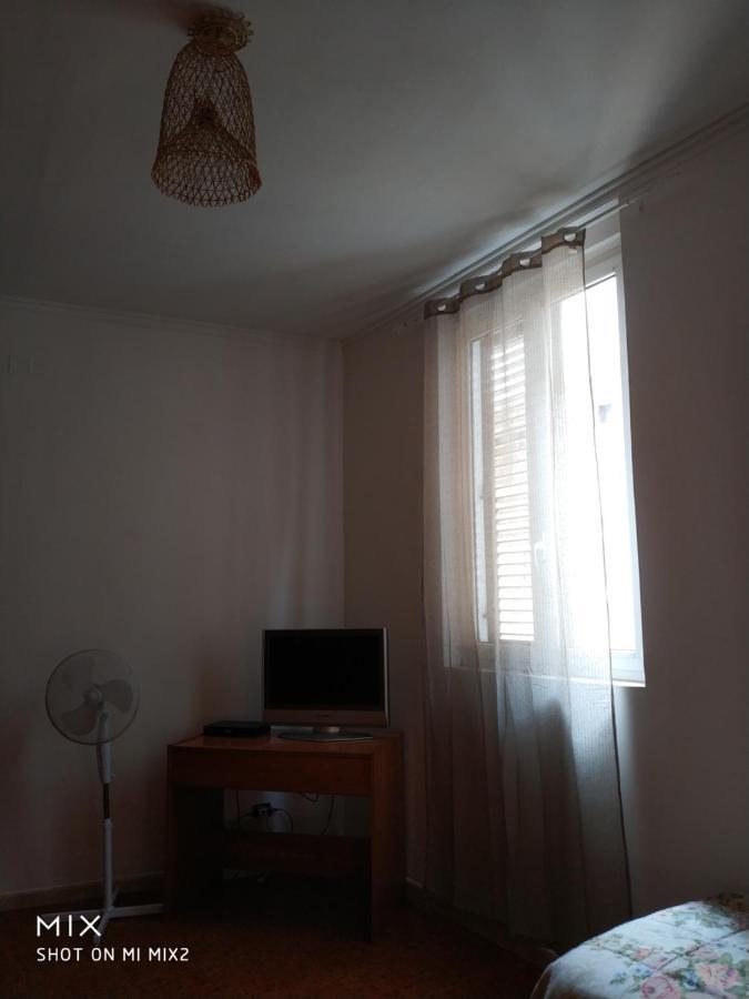 Camere Simili A Ostello Solo Per Uomini - Hostel-Like Rooms Only For Man Taranto Exterior foto